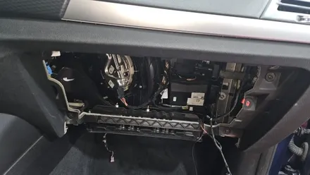 BMW X3 : 중랑자동차에어컨청소 노원에바크리닝으로 냄새제거와 필터교체(PD로그방송출연업체) / 노원구 공릉동