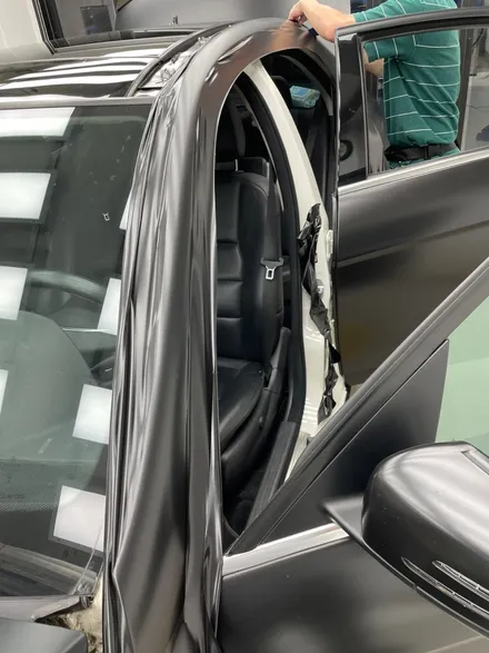 [중랑구 Carap] 벤츠 C200 판금*도색 및 랩핑 카랩에서 한번에 시공 하세요!! / 중랑구 면목동