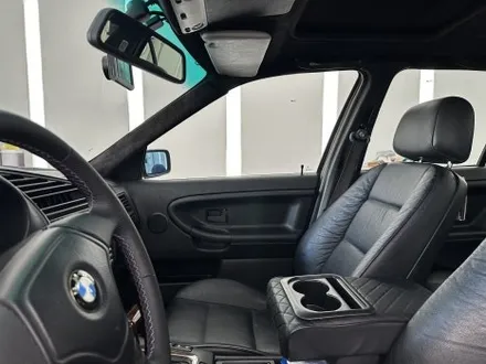 김포 BMW 320i 썬팅, 클래식카는 왜 밝은 농도를 선택할까? / 경기 김포