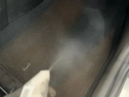 자동차 실내 디테일링 휠탈거 캘리퍼 클리닝으로 묵은때 모두 벗겨진 벨로스터N / 경기 김포