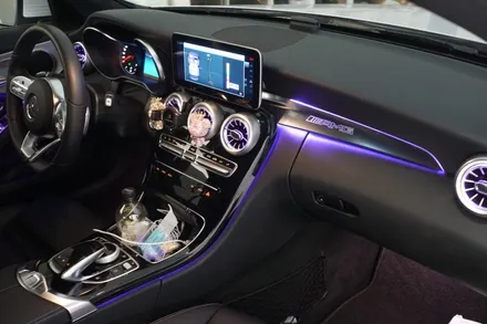 W205 C클래스 컨버터블 믿믿한 도어를 부메스터엠비언트로 화사하게 AVI스피커 교체로 사운드 업그레이드까지 해드릴께요~ / 중랑, 동대문, 광진구, 성동구