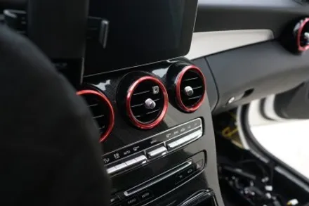 W205 C클래스 엠비언트 없는 옵션에 순정형 엠비언트 만들기~! 64색 엠비언트 송풍구와 부메스터트위터도 함께요!! / 중랑, 동대문, 광진구, 성동구