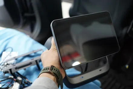 테슬라 모델Y, 모델3 전용 가성비 좋은 리어모니터 시공하기~! / 중랑, 동대문, 광진구, 성동구