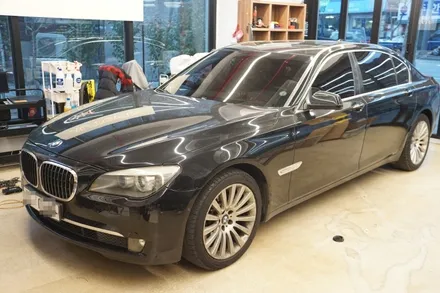 BMW 7시리즈 순정 모니터의 아쉬움 해결 12.3인치 안드로이드 시공 / 서울 중랑