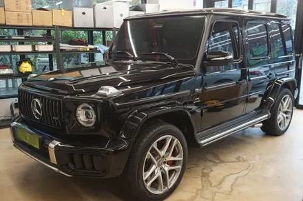 벤츠 G63 AMG 전동 사이드스텝 장착, 순정 감성과 편의성을 모두 갖춘 필수 튜닝 / 서울 중랑