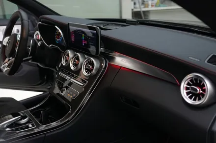 W205 C43AMG 카브리올레 64색 순정연동 엠비언트 송풍구 작업~ 그리고 센터스피커 교체하기! / 중랑, 동대문, 광진구, 성동구