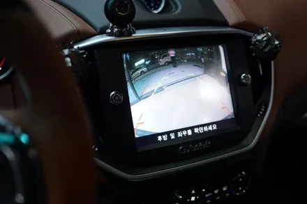 마세라티 기블리 순정모니터에 국산 카플레이 시공 해드렸습니다! / 마세라티 / 기블리 / 서울 중랑구