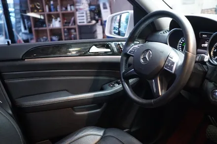 벤츠 ML클래스 가장 순정다운 실내컨버전 모니터 시공하기! / 서울 중랑