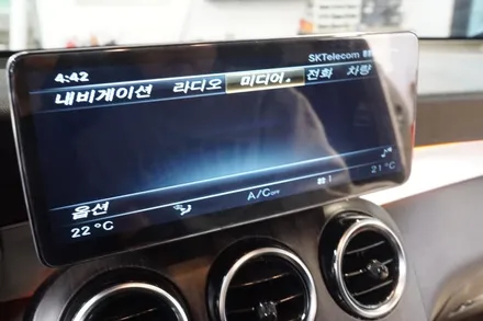 18년식 W205 C클래스, 디지털 계기판 + 안드로이드 모니터 시공으로 최신 감각 챙기세요! / 서울 중랑