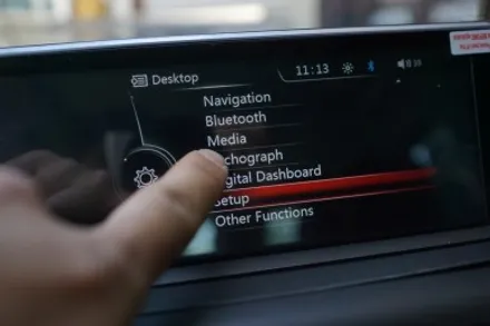 BMW 118D직구로 구매한 안드로이드 모니터 설치후기..쩝.. / 중랑, 동대문, 광진구, 성동구
