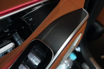 벤츠 W223 S400D 순정4D부메스터 전동스피커, 숏바디전용 피아노라커트림  그리고 액티브엠비언트까지 완벽한 조합! / 중랑, 동대문, 광진구, 성동구
