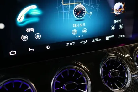 벤츠 W213 E53AMG 순정연동 안드로이드시스템! 그리고 AMG 카본핸들 시공해 드렸습니다! / 서울 중랑