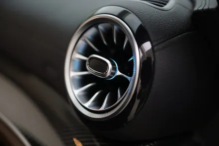 E63 AMG 절때 빼먹을수 없는 가성비 아이템! 엠비언트 송풍구 작업! / 중랑, 동대문, 광진구, 성동구
