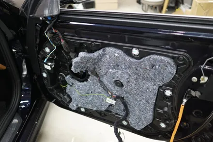 BMW G30 5시리즈의 회오리엠비언트 작업과 환상궁합 AVI 스피커 알갈이 작업으로 카오디오 업그레이드 하기! / 중랑, 동대문, 광진구, 성동구