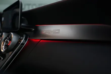 W205 C43AMG 카브리올레 64색 순정연동 엠비언트 송풍구 작업~ 그리고 센터스피커 교체하기! / 중랑, 동대문, 광진구, 성동구