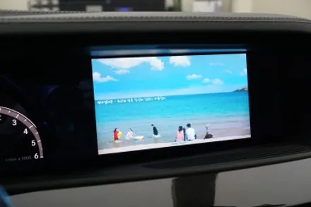 벤츠 W221 구형 S클래스에 12.3인치 대화면 신형컨버전작업으로 신형 와이콕핏 처럼 바꿔 드렸습니다!! / 중랑, 동대문, 광진구, 성동구