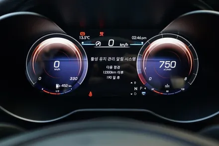 W205 C클래스, 감성과 편의성 모두 잡은 디지털 계기판+모니터 업그레이드 / 서울 중랑