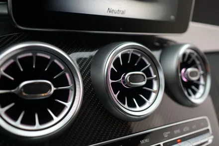 벤츠 C43AMG 순정 3색 엠비언트 연동 송풍구엠비언트 그리고 부메스터 전동트위터 작업 ! / 중랑, 동대문, 광진구, 성동구