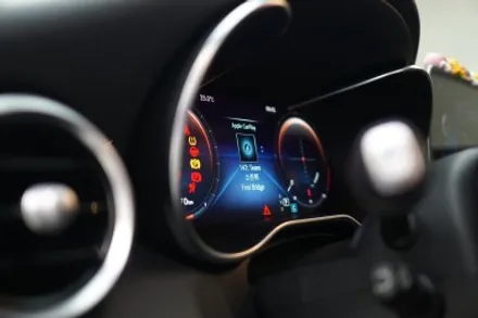 벤츠 W205 20년식 C클래스 차량에 최강만족도 디지털콕핏 계기판 시공했어요! / 중랑, 동대문, 광진구, 성동구