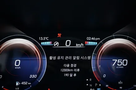 W205 C클래스, 감성과 편의성 모두 잡은 디지털 계기판+모니터 업그레이드 / 서울 중랑