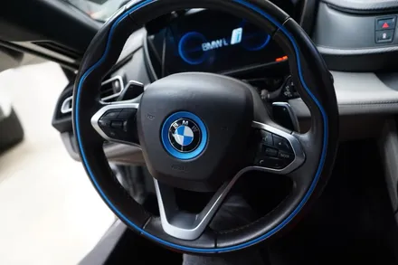 BMW 슈퍼카? I8 올드한 실내를 한껏 꾸며봤습니다! FEAT. 크리스털~~~기어봉 / BMW / i8 / 서울 중랑구