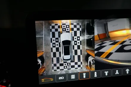 벤츠 17년식 GLA, 2025년 감성으로 리프레시!  대화면 안드로이드모니터 +3D 어라운드뷰 튜닝 / 서울 중랑