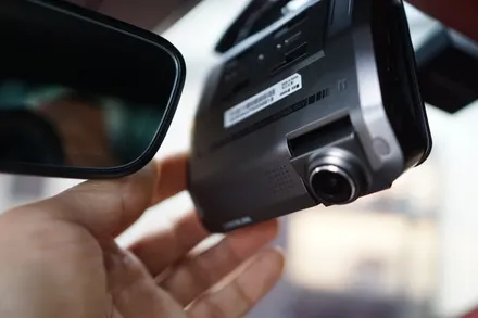 포르쉐 911 신형, 글라스틴트 슈어썬팅부터 블랙박스·보조배터리까지 원스톱 시공 / 서울 중랑