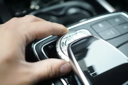 벤츠 W166 GLE 63AMG 모니터교체, 엠비언트, 핸들까지~ 실내 컨버전 튜닝 제안해 드립니다! / 중랑, 동대문, 광진구, 성동구
