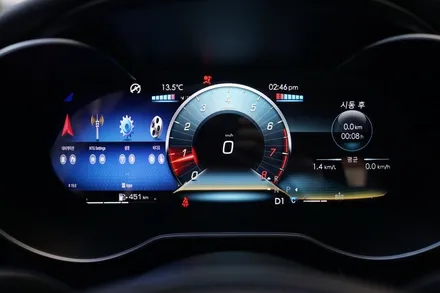 W205 C클래스, 감성과 편의성 모두 잡은 디지털 계기판+모니터 업그레이드 / 서울 중랑