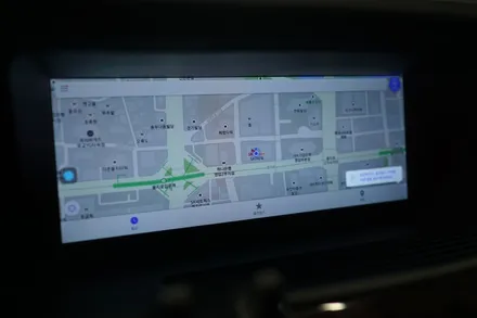 벤츠 W221 S500 저화질 순정모니터 를 10인치 고화질 안드로이드 올인원 모니터로 교체해 볼까요? / 중랑, 동대문, 광진구, 성동구