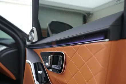 W223 S클래스 400D 숏바디에도 액티브 엠비언트 가능합니다! 2열도 가능해요~ 아우토픽스 잖아요!! / 중랑, 동대문, 광진구, 성동구