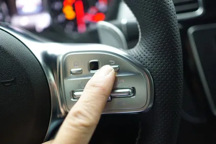 벤츠 W166 GLE 63AMG 모니터교체, 엠비언트, 핸들까지~ 실내 컨버전 튜닝 제안해 드립니다! / 중랑, 동대문, 광진구, 성동구