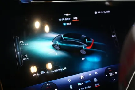 오직 아우토픽스에서만 가능한 EQS AMG+디지털라이트+리어엑슬 풀코딩 시공!! / 중랑, 동대문, 광진구, 성동구