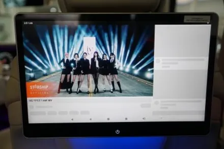 벤츠 W222 S클래스 후기형 리어모니터를 순정타입 안드로이드 모니터로 교체했어요! / 서울 중랑