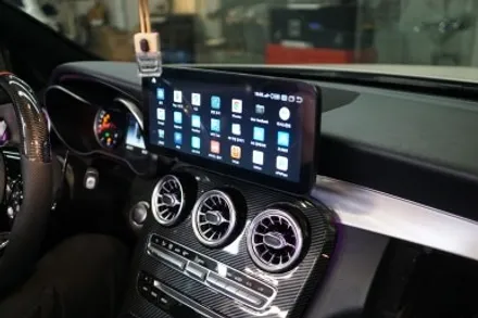 벤츠 C43 AMG 카브리올레  64 엠비언트 업그레이드 , 엠비언트 송풍구 그리고 AMG카본핸들의 최고의 조합! / 서울 중랑