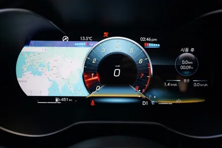 W205 C클래스, 감성과 편의성 모두 잡은 디지털 계기판+모니터 업그레이드 / 서울 중랑