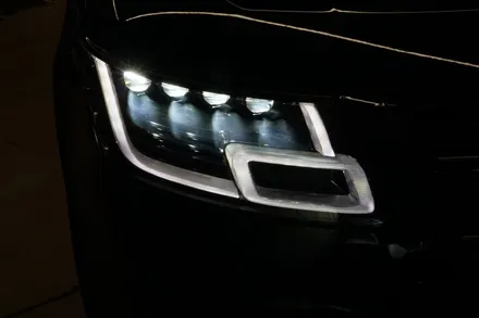 레인지로버 L405 후기형 SVO 풀컨버전, 블랙 디테일로 완성한 명품 SUV (2) / 서울 중랑