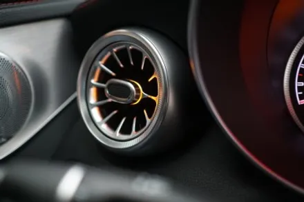 벤츠 C43AMG 순정 3색 엠비언트 연동 송풍구엠비언트 그리고 부메스터 전동트위터 작업 ! / 중랑, 동대문, 광진구, 성동구