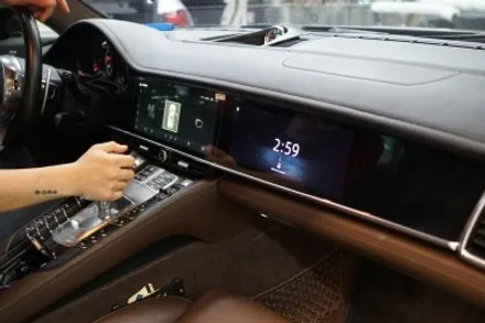 포르쉐 970파나메라 GTS에 정말 어울리는 듀얼콕핏 스크린 시공 해드렸습니다! / 서울 중랑
