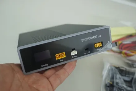벤츠 E클래스 에 가장 적합한 블랙박스 보조배터리 설치작업! / 중랑, 동대문, 광진구, 성동구