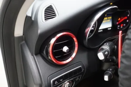 W205 C클래스 엠비언트 없는 옵션에 순정형 엠비언트 만들기~! 64색 엠비언트 송풍구와 부메스터트위터도 함께요!! / 중랑, 동대문, 광진구, 성동구