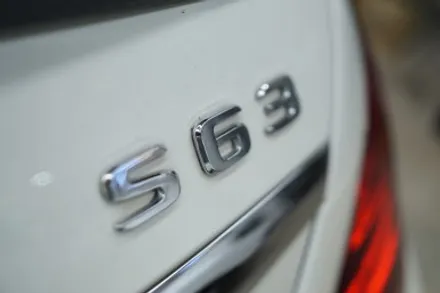 벤츠 W222 S63AMG 순정 와이드콕핏 모니터 연동 M2C 터치 안드로이드 시스템 장착하기!! / 벤츠 / S-클래스 W222 / 서울 중랑구