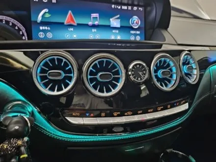 완전히 새로워진 08~13년식 W221 S클래스 전용 송풍구 액티브엠비언트 시공! / 서울 중랑