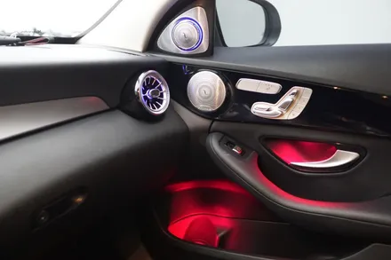 벤츠 20년식 W205 C클래스 순정 어라운드뷰 작업 그리고 풀옵션 엠비언트생성 까지 한번에~! / 중랑, 동대문, 광진구, 성동구