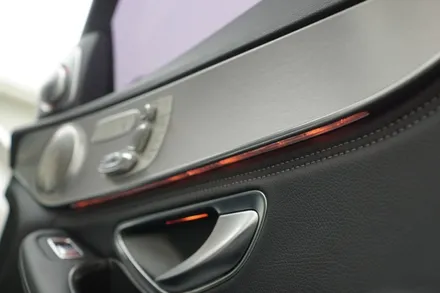 W205 C클래스 엠비언트 없는 옵션에 순정형 엠비언트 만들기~! 64색 엠비언트 송풍구와 부메스터트위터도 함께요!! / 중랑, 동대문, 광진구, 성동구