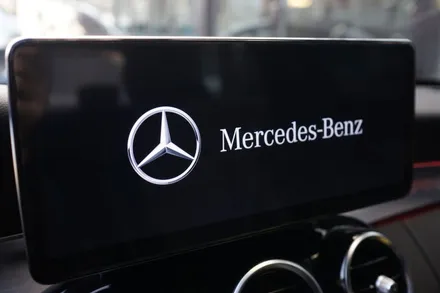 W205 C클래스, 감성과 편의성 모두 잡은 디지털 계기판+모니터 업그레이드 / 서울 중랑