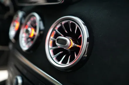 CLA 45AMG 이름만큼 실내도 화려하게 꾸며볼까요? 12색순정연동 엠비언트와 엠비언트 송풍구 작업했습니다! / 중랑, 동대문, 광진구, 성동구