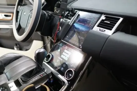 2011년식 L320 레인지로버 스포츠! 순정에도 없는 전동트렁크 옵션과 컨버전 안드로이드 모니터 설치했습니다! / 서울 중랑