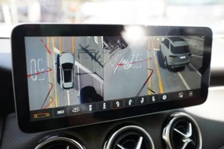 벤츠 17년식 GLA, 2025년 감성으로 리프레시!  대화면 안드로이드모니터 +3D 어라운드뷰 튜닝 / 서울 중랑