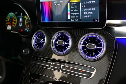 벤츠 W205 C43AMG 엠비언트 없는 옵션에 64색멀티컬러 코딩으로 순정엠비언트 활성화 작업! / 중랑, 동대문, 광진구, 성동구